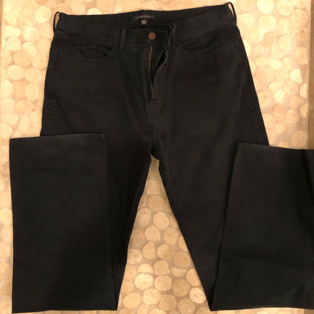 Banana Republic men’s straight fit pants